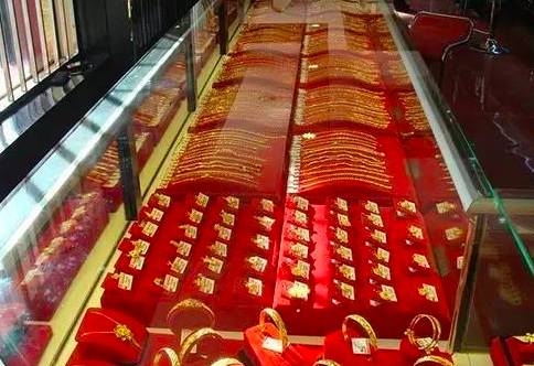 香港购买黄金能否带回大陆？一文解答您的疑惑！