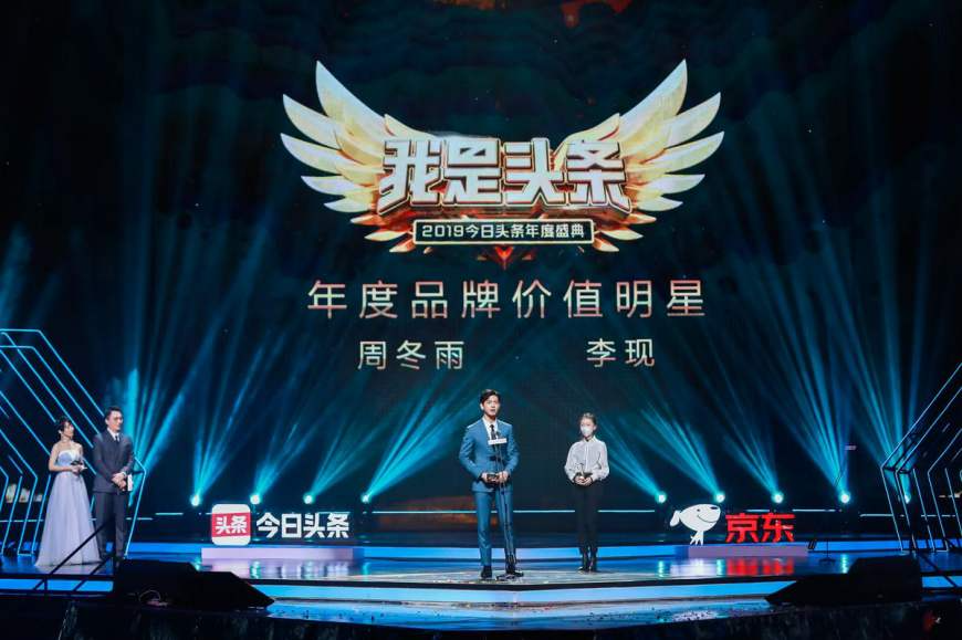 203年双色球第18期开奖结果揭晓，幸运之星闪耀夜空！—— 记一次难忘的彩票体验与感悟人生时刻纪实文章
