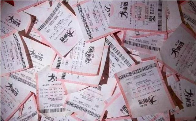 中彩票大奖前的神秘征兆，是巧合还是预知？——揭秘背后的真相与故事！