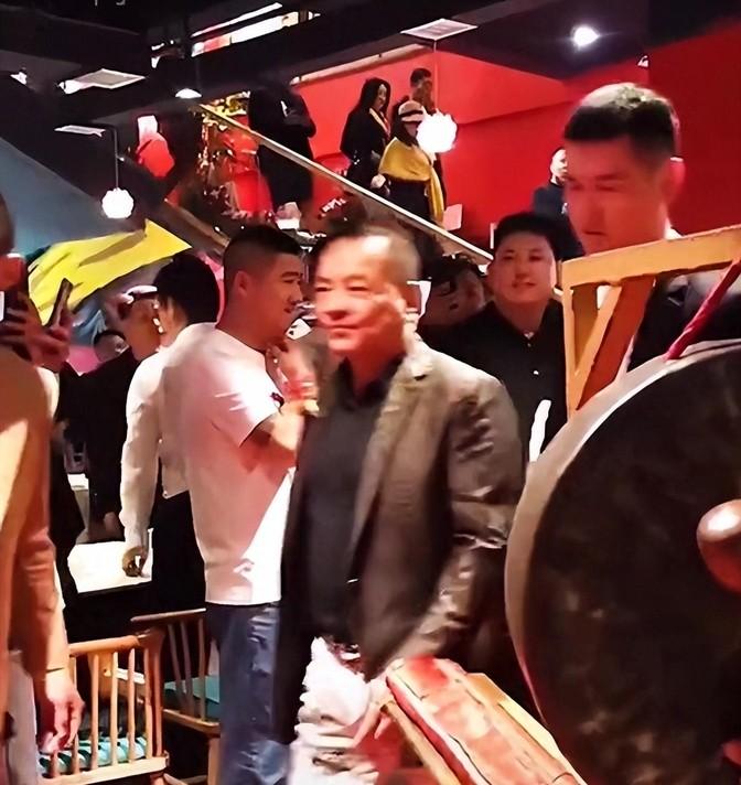 香港本港台现场直播结果纪实与解析—见证时代变迁的瞬间记录者们的故事香港本港台现场直播结果澳门