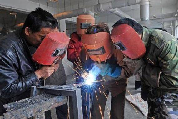 附近找电焊工作招聘