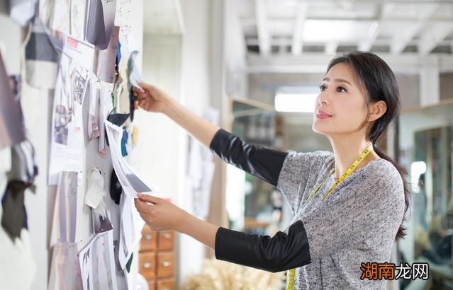女性月薪过万职业的探索与展望女生月薪过万的工作有哪些